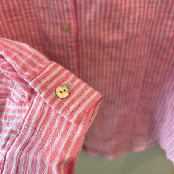 LILLY PULITZER SEA VIEW BUTTON DOWN TOP NWT - Picture 7 of 16